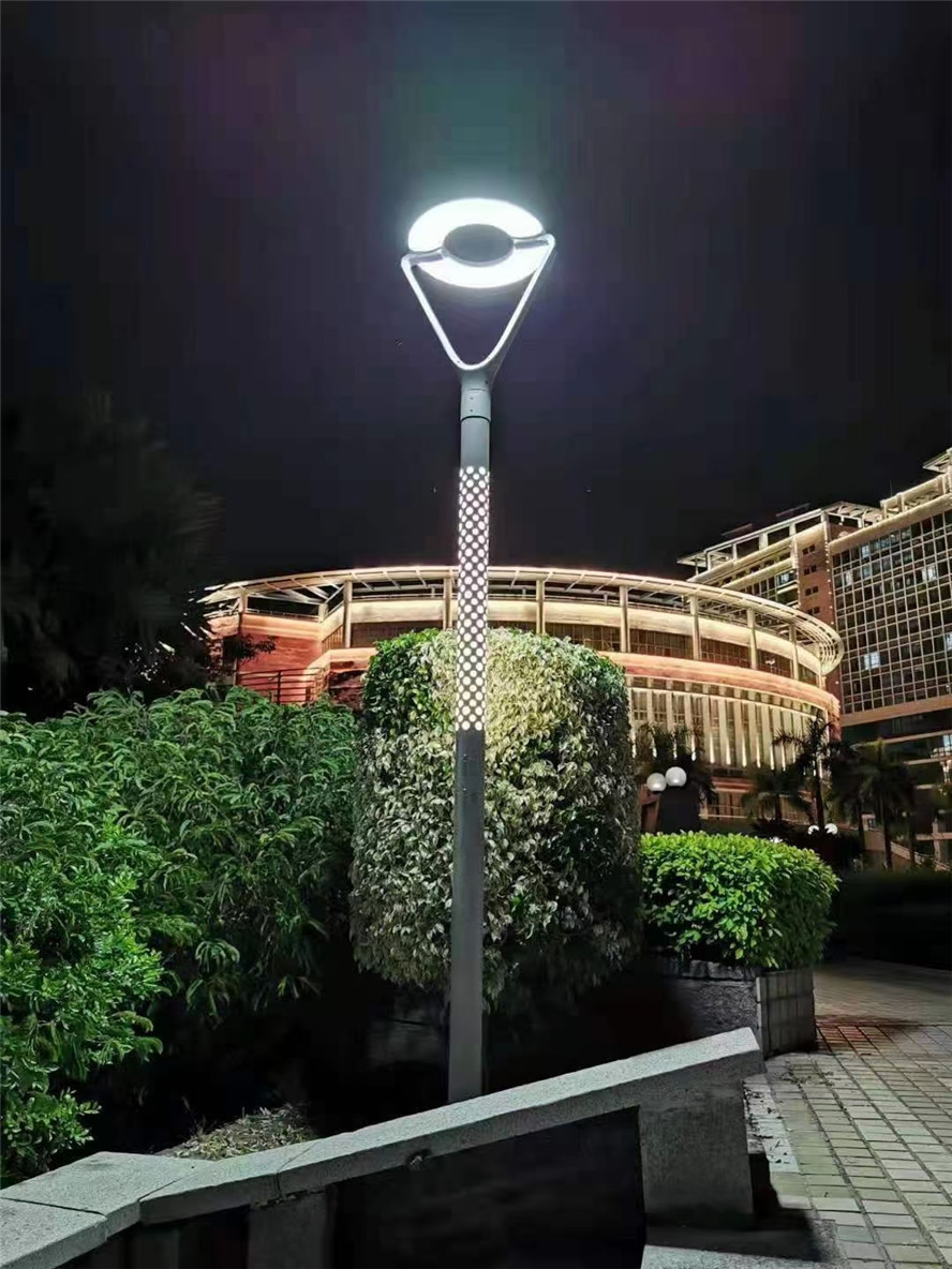 太阳能照明灯259.jpg