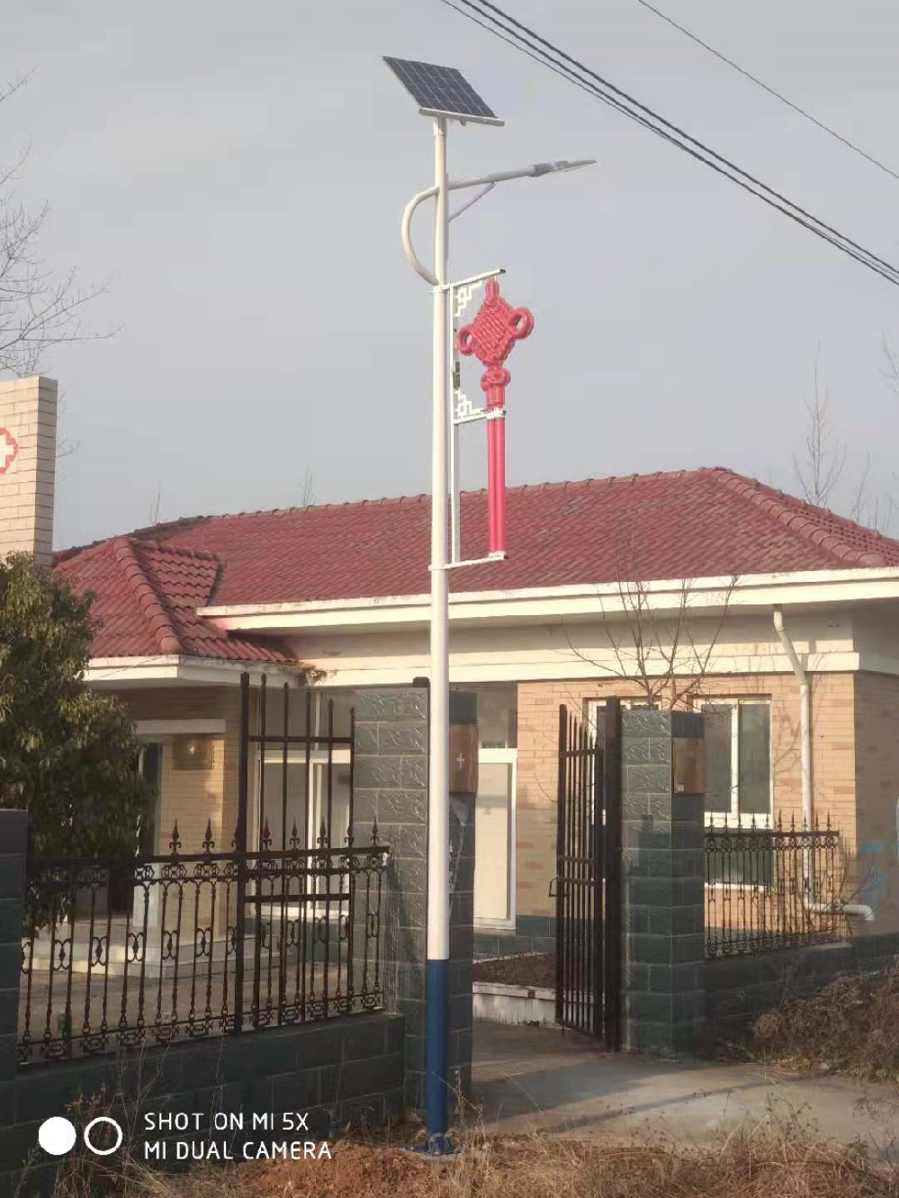 太阳能路灯114.png